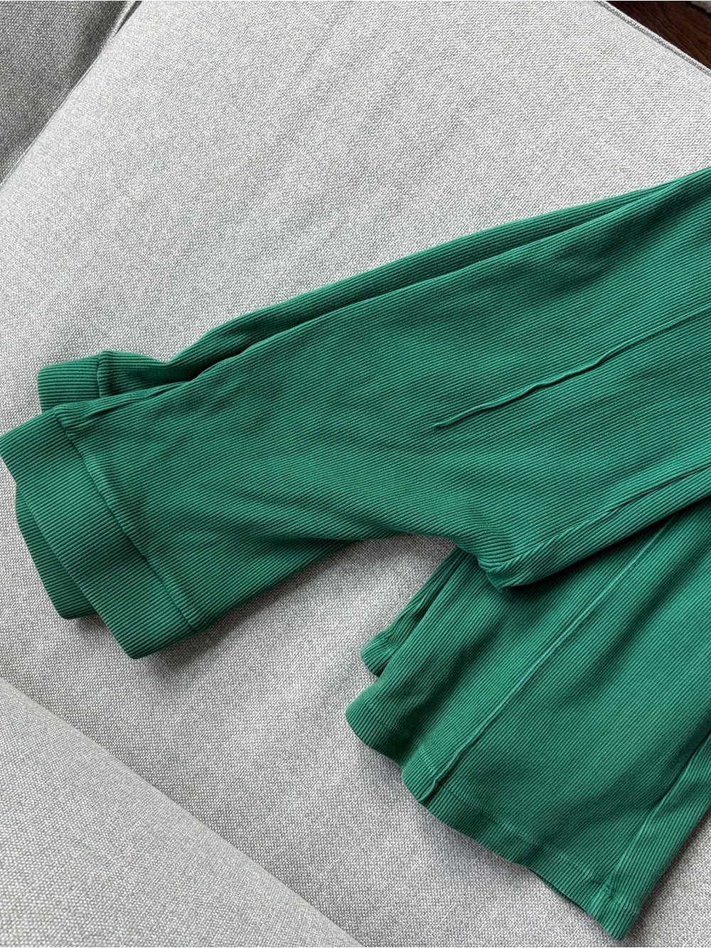 Donni Ribbed Kick Flare High Rise pant - Picture 6 of 9
